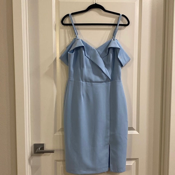 Adelyn Rae Dresses & Skirts - Adelyn Rae Shelby Cold Shoulder Dress - Light Blue